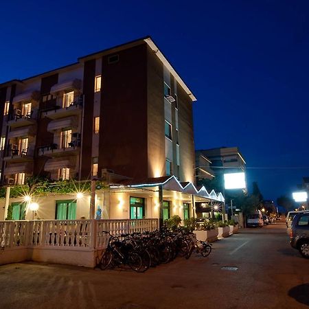 Hotel Jean Pierre Pineto Εξωτερικό φωτογραφία