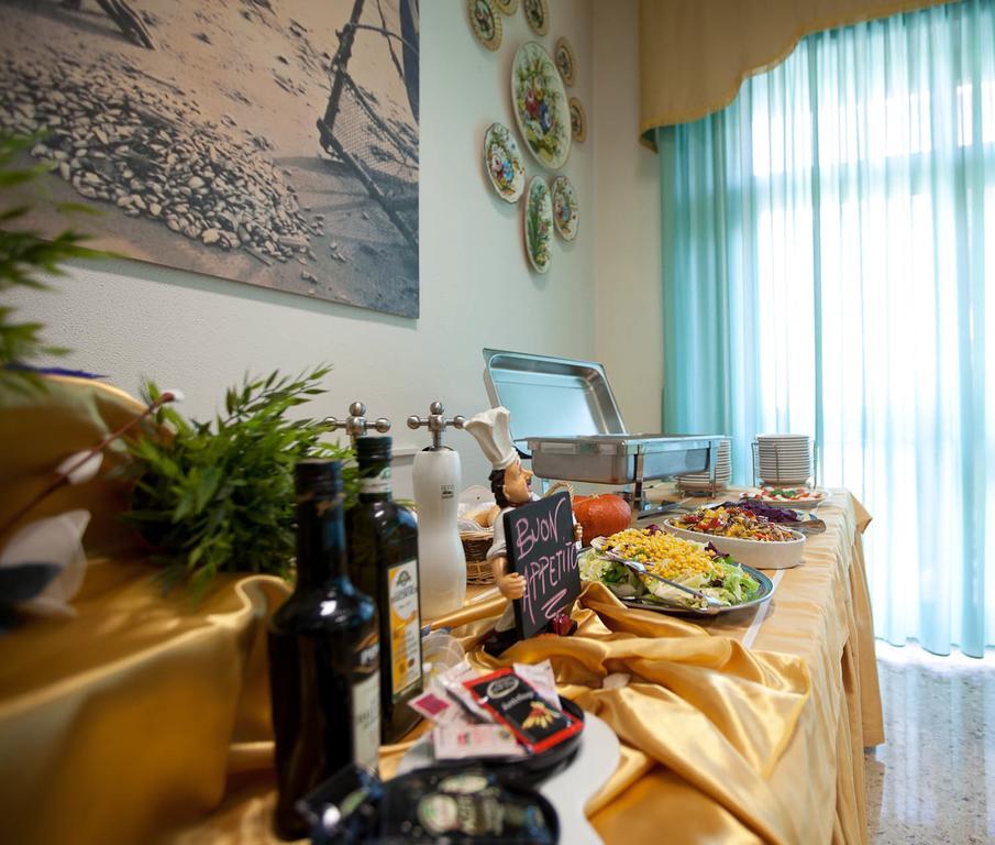 Hotel Jean Pierre Pineto Εξωτερικό φωτογραφία
