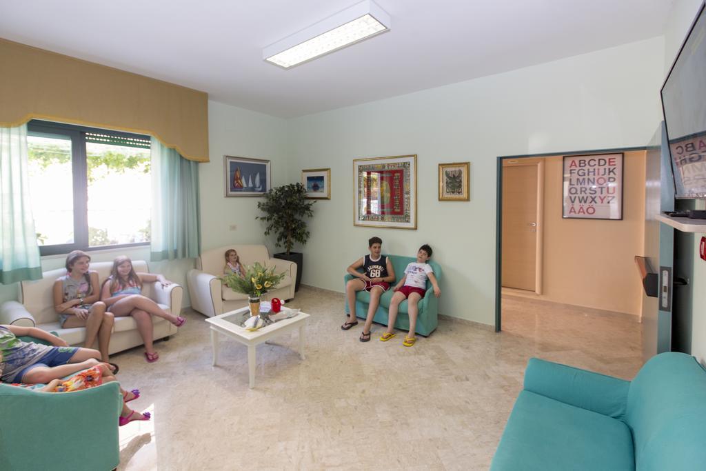 Hotel Jean Pierre Pineto Εξωτερικό φωτογραφία
