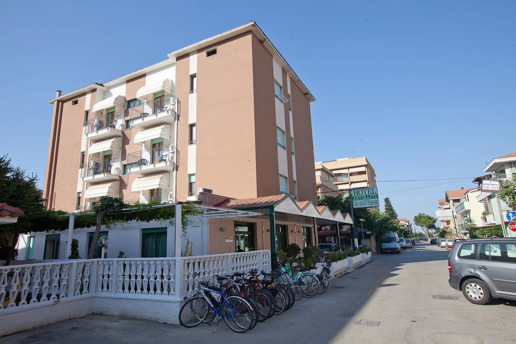 Hotel Jean Pierre Pineto Εξωτερικό φωτογραφία