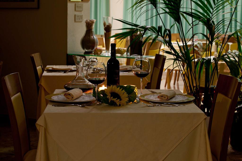 Hotel Jean Pierre Pineto Εξωτερικό φωτογραφία